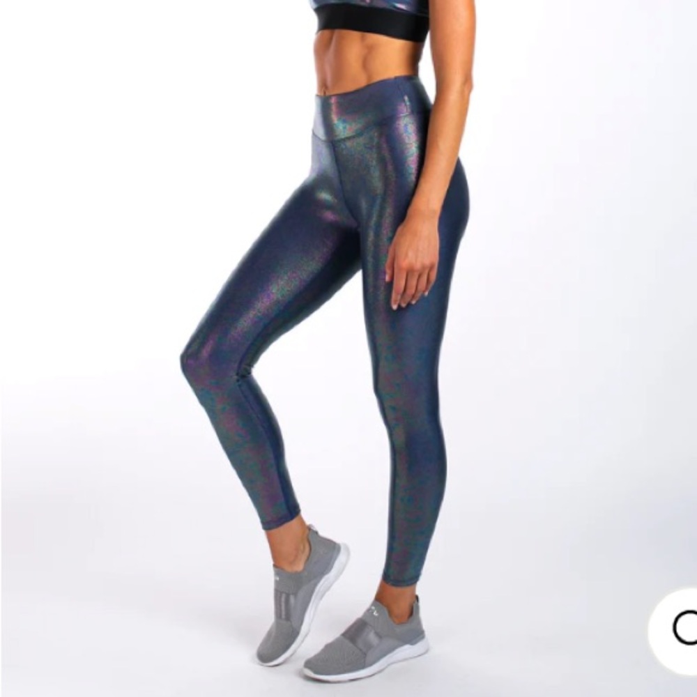 NWT Heroine Sport Slick Navy Shiny Legging